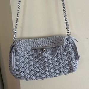 Beautiful purse hand made very unique with inside linnig